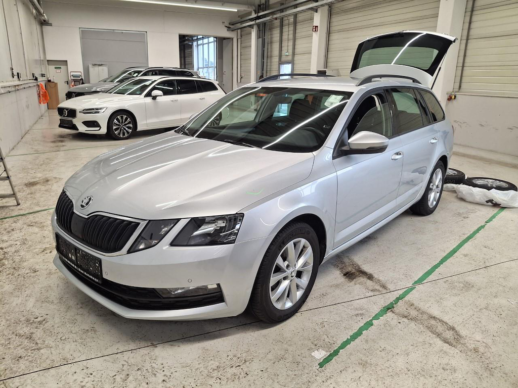 Skoda Octavia Combi 1,6 TDI Ambition Limited 85KW
